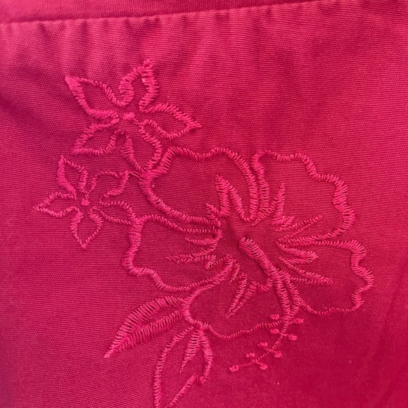 Alfred Dunner Plus Size Top & Capris
$30 for 2-Piece Set or $15 for each piece - Picture 10 of 11